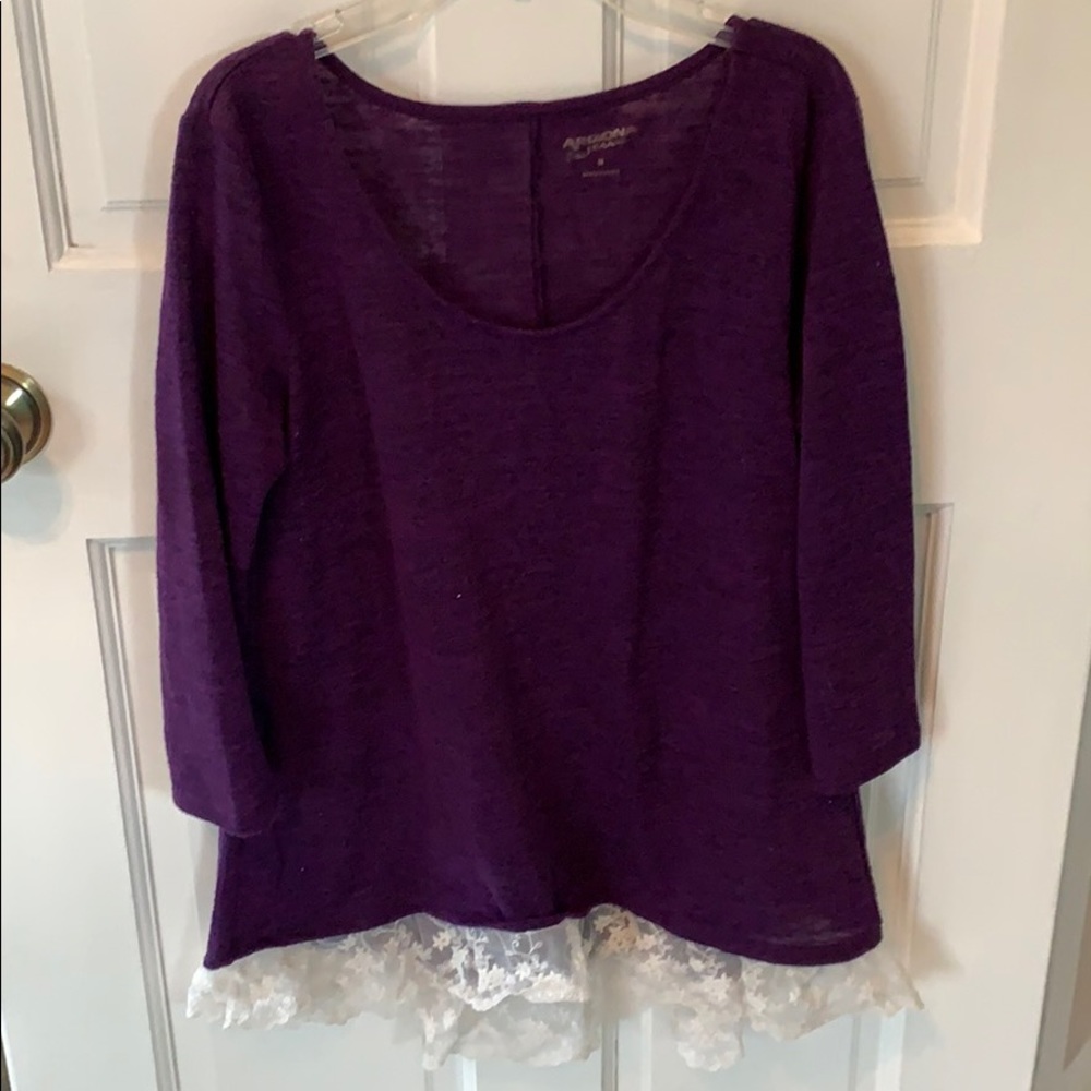 3/4 sleeve shirt with lace trim